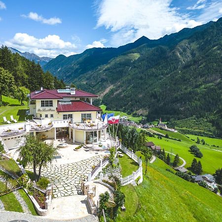 B&B Das Land-Palais - Private Mountain Hideaway Selva dei Molini Exteriör bild